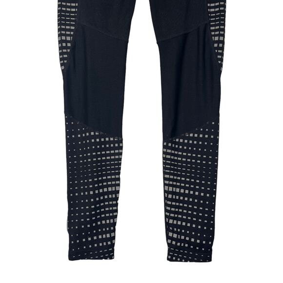 Athleta Reflective Be Free Tight Full Length Leggings Mid Rise Black Small - Picture 8 of 11